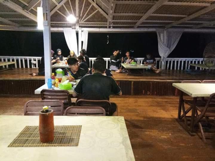 Long Beach Garden Kampung Kuala Besut Eksteriør billede