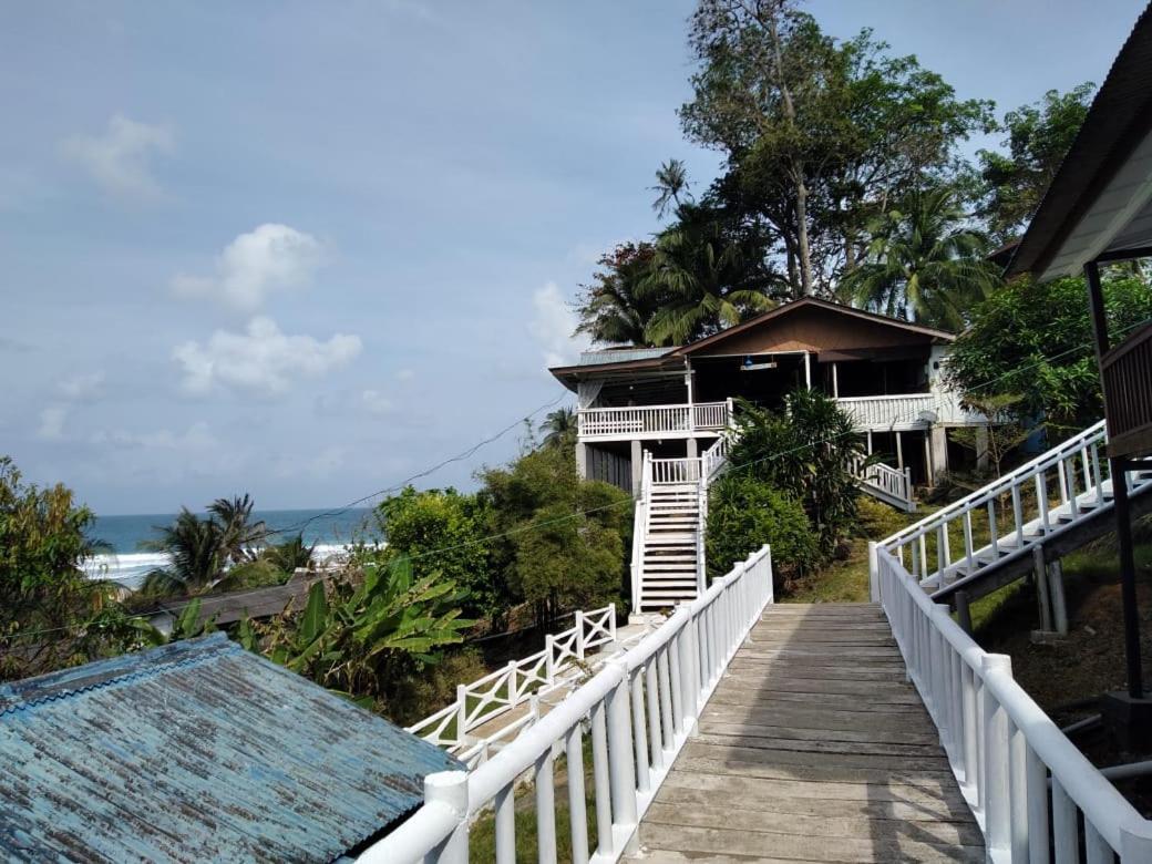 Long Beach Garden Kampung Kuala Besut Eksteriør billede