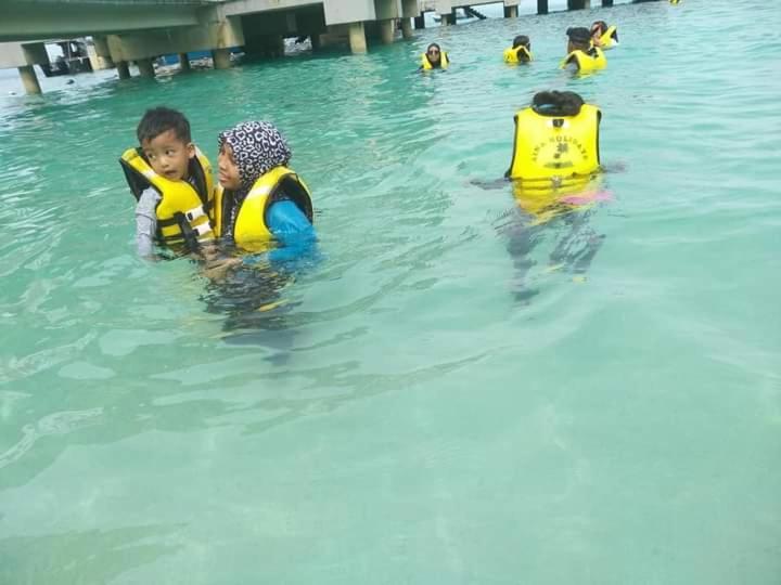 Long Beach Garden Kampung Kuala Besut Eksteriør billede
